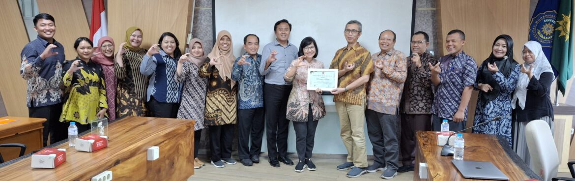 Studi Banding STIKES Telogorejo Semarang ke Universitas Muhammadiyah Surakarta